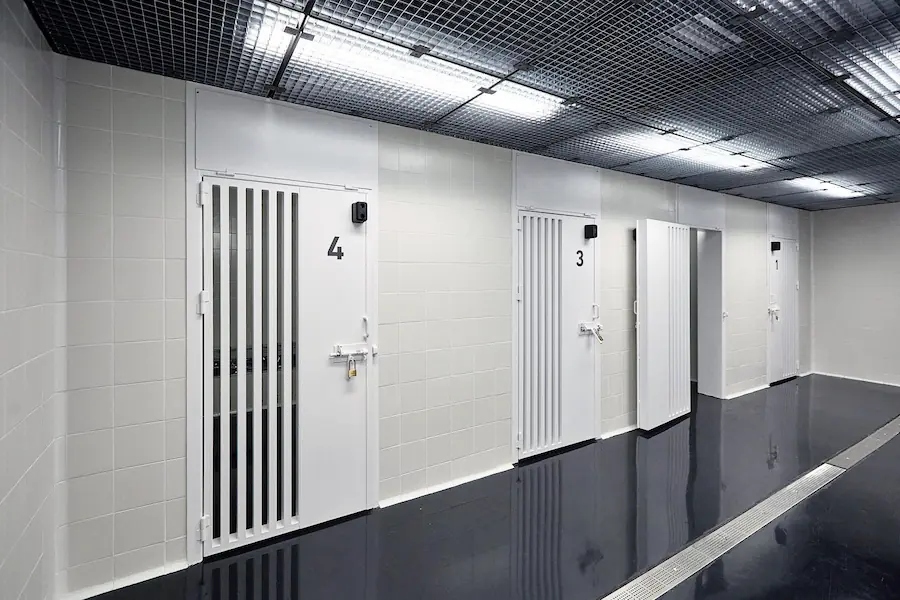 Abogados de defensa penal urgente por prisión provisional en Valencia